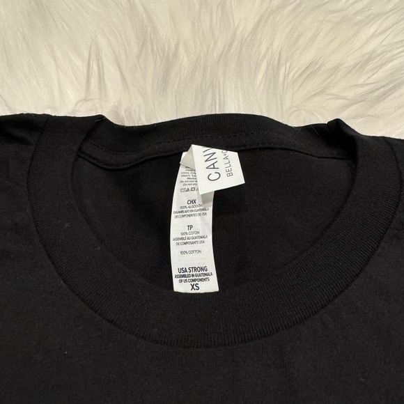 Just A Girl Who Loves Dogs Colored Print T-Shirt Black XS NWOT - Picture 7 of 11